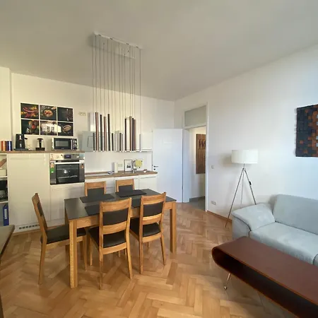 attraktives 2-Zimmer-Apartment im Stadtzentrum Rudolstadt Exterior foto