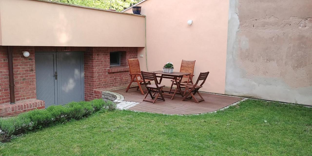 Attraktives 2-zimmer-apartment Im Stadtzentrum * Rudolstadt