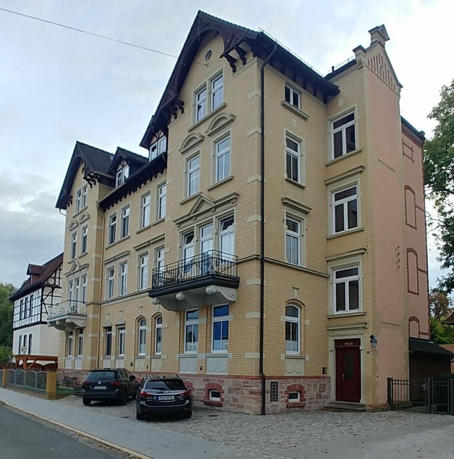 Attraktives 2-zimmer-apartment Im Stadtzentrum Rudolstadt